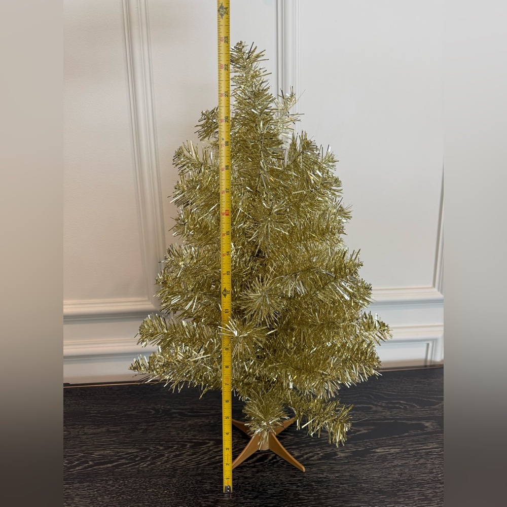 Vintage Gold Tinsel Christmas Tree - Picture 2 of 3
